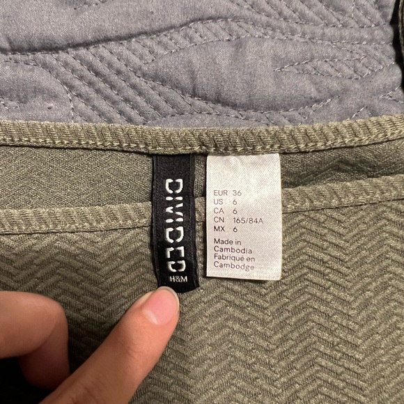 Army green herringbone pattern dress - Picture 4 of 7